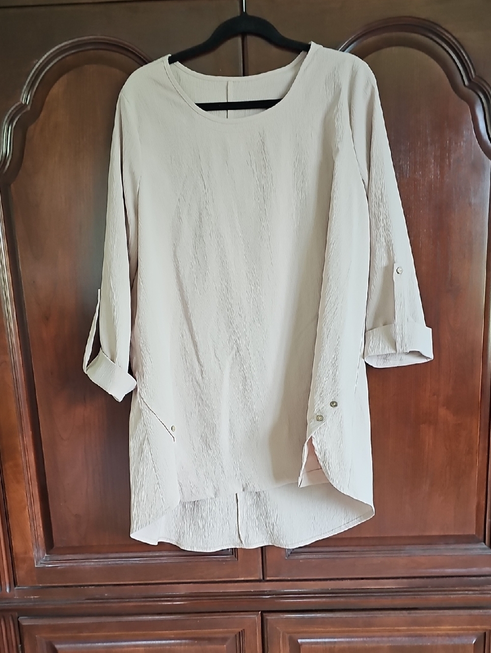 Relaxed Cream Crinkle Tunic with Roll-Tab Sleeves